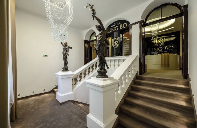 Luxury Hotel King Bo