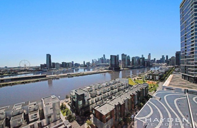 Luxury Melbourne River Suite with Private Bath & Views