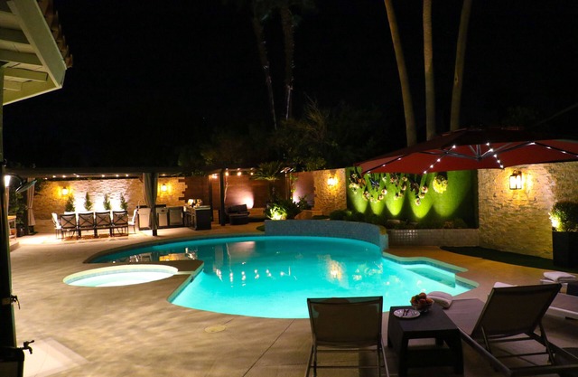 Casa de lujo moderna PISCINA, SPA, FIRE PIT