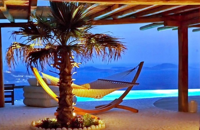 Zinas Mykonos Villas Kings and Queens Villa
