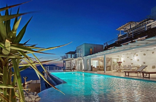 (w) Mykonos Villa Kastro