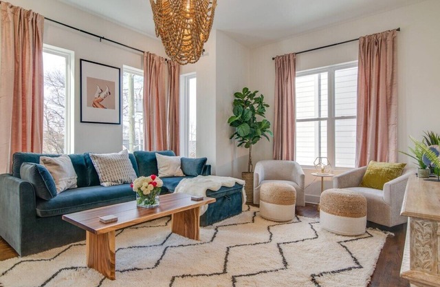 Luxury Nashville Retreat Near Vanderbilt