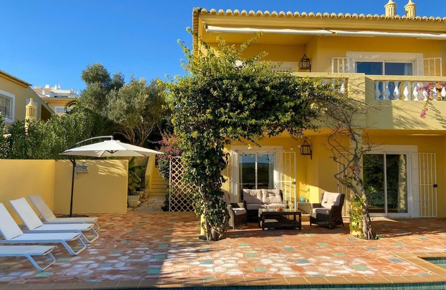 Luxury Ocean-Front Villa con piscina privada
