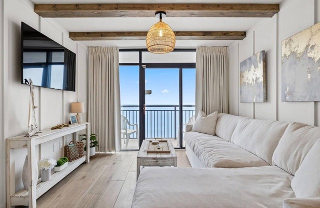 Luxury Ocean Front by Barefoot Landing - Great Resort w/tons of amenities!