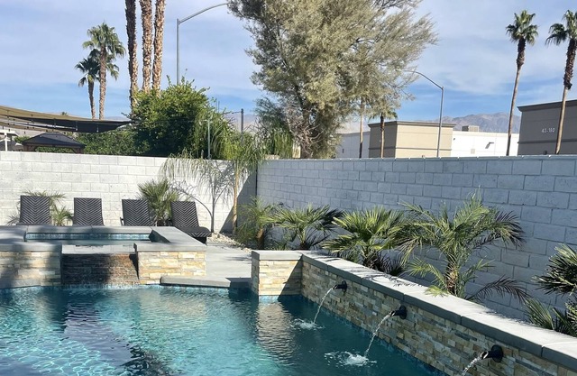 Luxury One of a Kind Villa With Brand New Pool/Spa