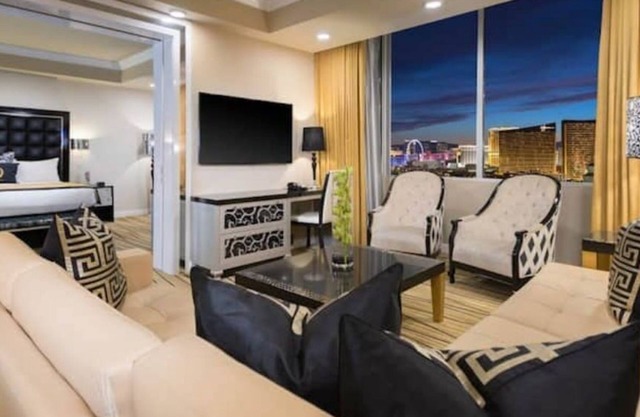 Luxury Presidential Condo 3 Ngt Min Fri Check In / 4 Ngt Max Mon Check In