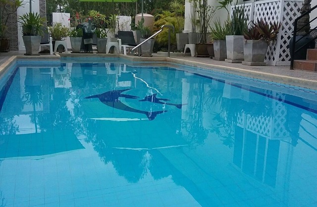 Villa de lujo con piscina privada ubicada en un complejo de 5 * con casa club, piscina / spa, cafetería, gimnasio