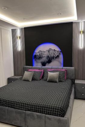 Luxury Private Top Floor Apartment in Heart of Bahria Town