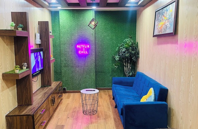 Luxury Private Top Floor Apartment in Bahria Town