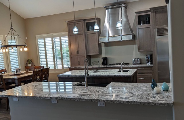 Lujo 5BD N Scottsdale / Cave Creek-Mtn / Vistas al atardecer Home-Pool / NUEVO Jacuzzi