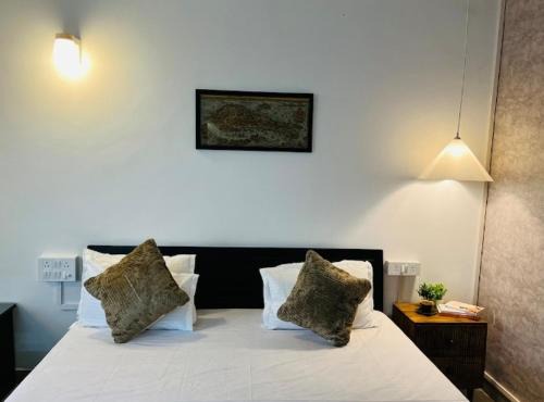 Luxury Rose hotel