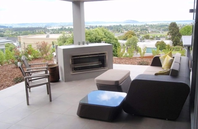 Casa ejecutiva con vista al lago