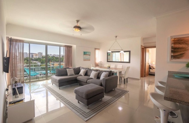 Apartamento de lujo en el centro de la ciudad de Santo Domingo + estacionamiento gratuito y gimnasio✔️