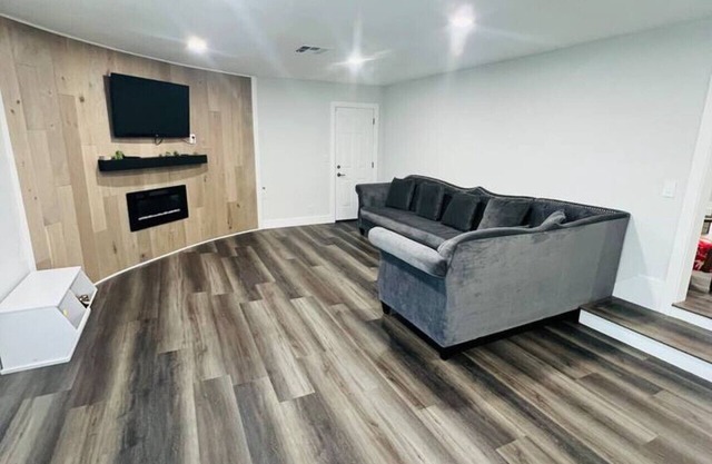 Casa de Lujo 3 Rec/2 Baños – Cerca de Amapolas, Valle del Antílope y Lancaster