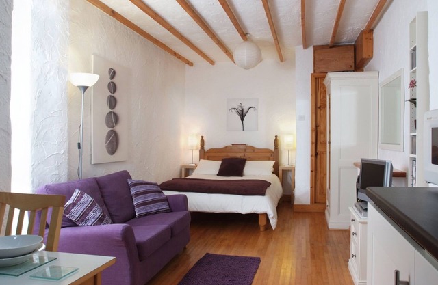 Estudio de Lujo Apt Para 2 En Estilo Cottage / comodidades modernas contemporáneas