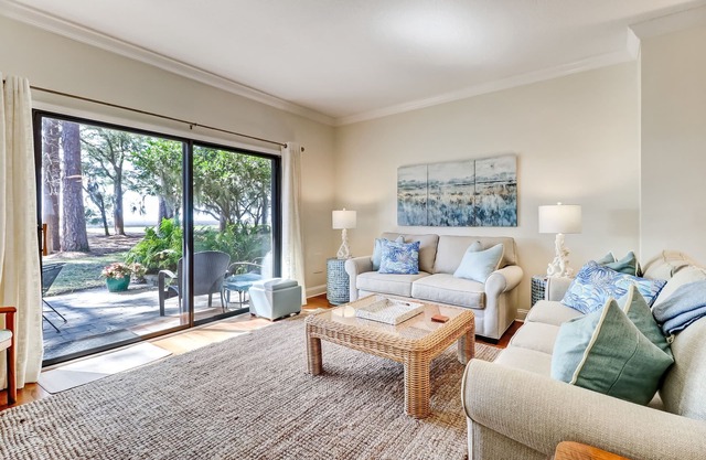 Luxury Villa | Beautiful Marsh Views | 3 Minute Drive to the Beach