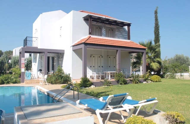 Villa de lujo, espaciosa y moderna con piscina privada.
