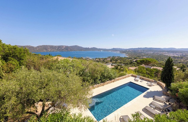 VILLA DE LUJO PORTO VECCHIO VISTA AL MAR 180 ° CLIM. PISCINA CLIMATIZADA PLAYA CAMINANDO TENIS