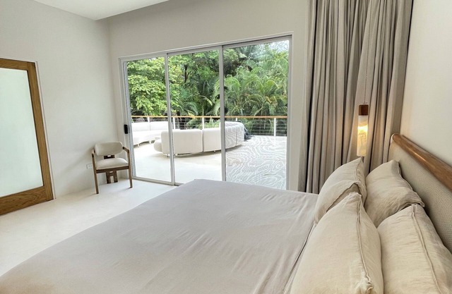 Luxury Villa with private pool & yoga Deck in Santa Teresa - 5 bedrooms