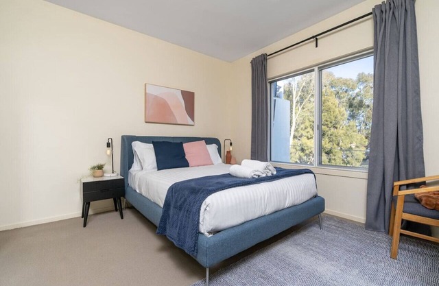 New to VRBO: Captivating 3BR/2BA APT close to Dickson Shopping!