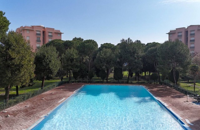 M072 - Marcelli, three-room apartment in residence with swimming pool
