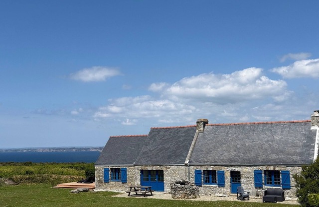 MAGNÍFICA casa de personajes en el EXCEPCIONAL SITIO de Cap de la Chèvre !!