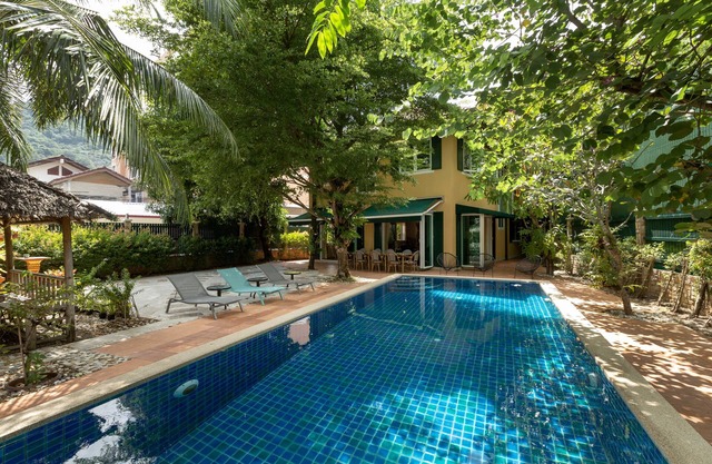 Magnífica villa moderna con piscina privada en la playa de Patong