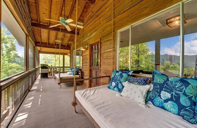 Magnolia Ridge-Watershed Cabins-Modern Rustic Cabin