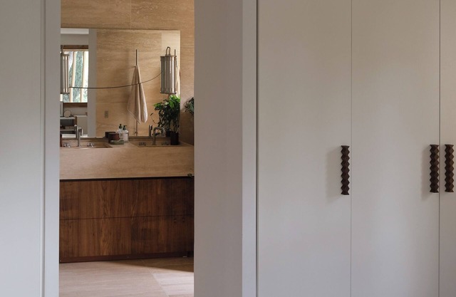 Maison Californienne au Milieu D'une Pinède