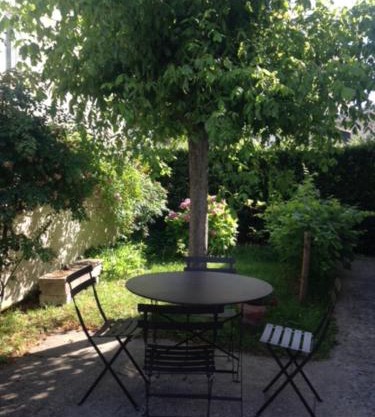Maison confortable avec jardin