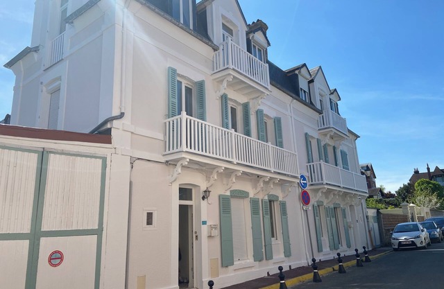 Maison Familiale Avec Jardin. 2 Minutes à Pied de la Plage et du Centre Ville