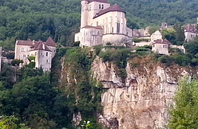 Maison Panoramique - Casa Piedra en lo alto del acantilado, Vista Impresionante