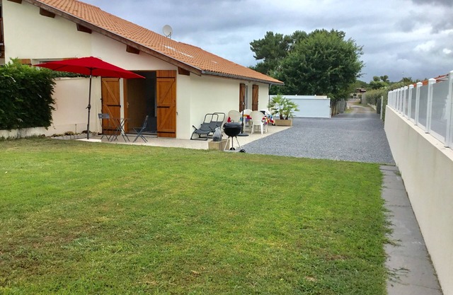 BISCARROSSE BOURG / NUEVA CASA PARA 2 PERSONAS PATIO PRIVADO 3 ESTRELLAS