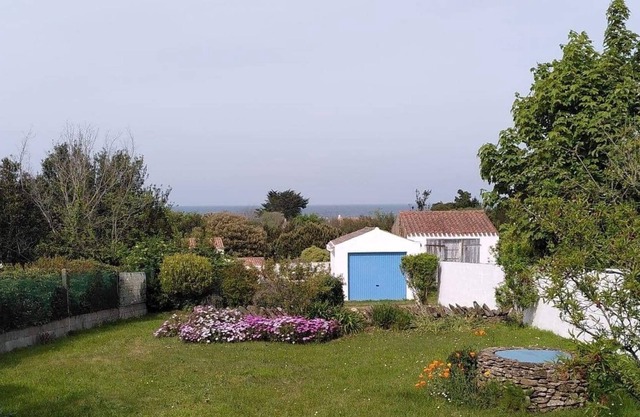 Maisonette with garden île de.yeu
