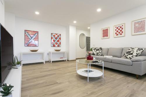 -MalagaSunApts-Central &Quite