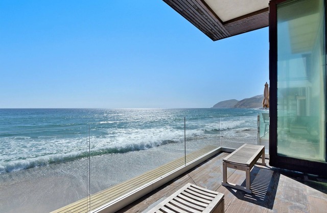 Malibu Modern Beach House - Terraza en la azotea - ¡En una playa privada!