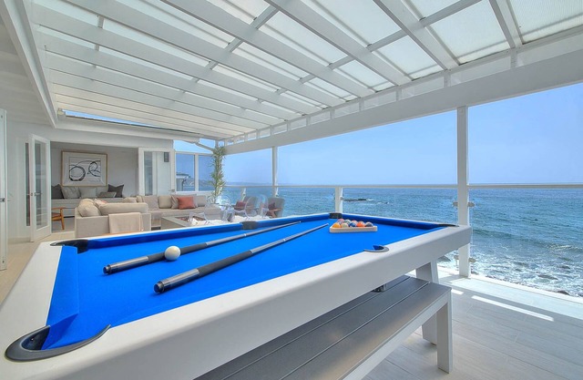 Malibu Beach!1week 12k! 5nights 10k! 100 5 STAR REVIEWS on other Sites.