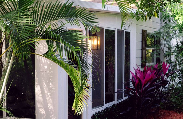 Mango Tree Cottage on a bike trail