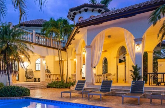 Mansion 7k SF Cinema/GameRoom/Pool