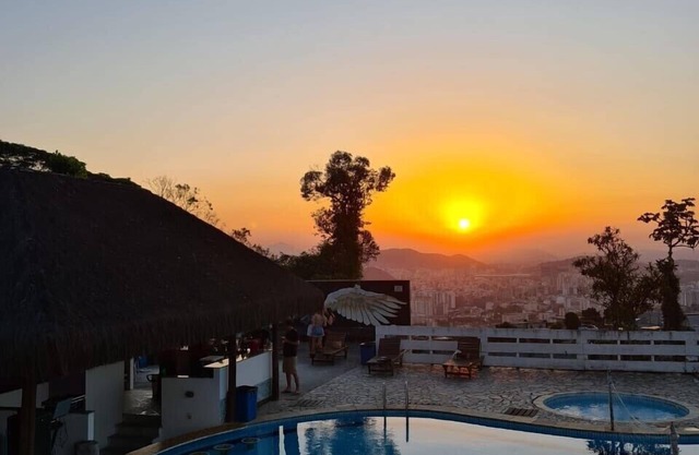 Mansión con piscina, barbacoa y vistas al Cristo Redentor