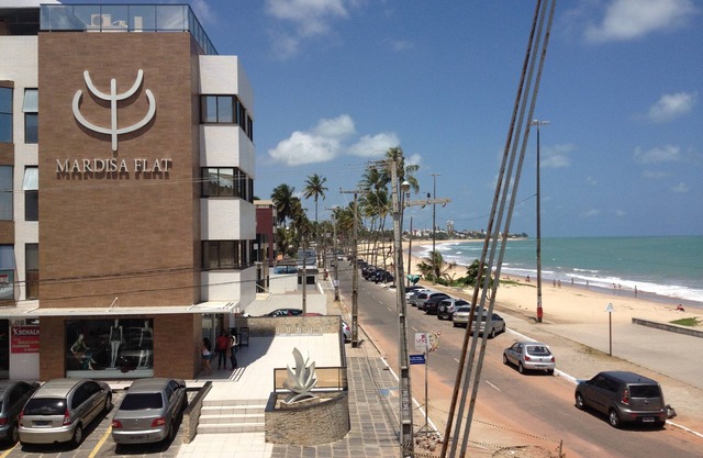 Frente al Agua Mardisa plana a la Mag Compras Side - Whatsapp (34) 99971-1994