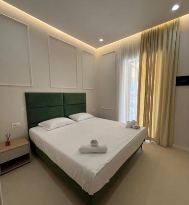 Mare Rooms Vlore