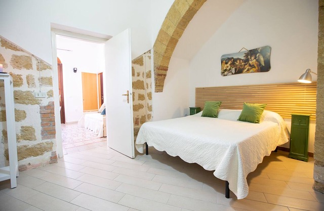Las casas de María a 500 metros del mar y a 15 minutos de Scopello y la reserva Z