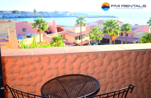 Marina Pinacate A-521 (1 habitación / 1 baño) Por FMI Rentals.