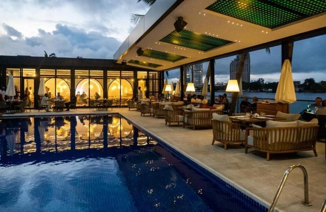 Maroko Bayshore Suites