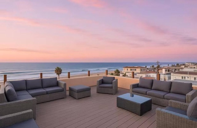 Massive Oceanview 6BR/6BA Sleeps 30+Rooftop Deck