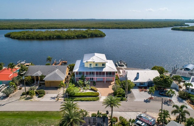 Cape Coral / Matlacha - Kokopelli Beach House - relájese, es el estilo de vida de su isla