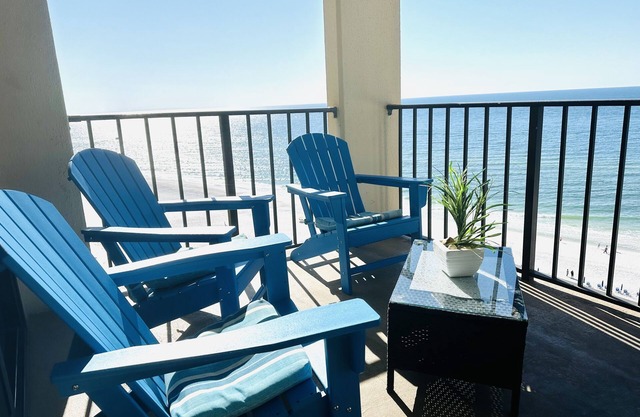 MAVERICK on the COAST - ROMANTIC WATER EXUBERANCE!