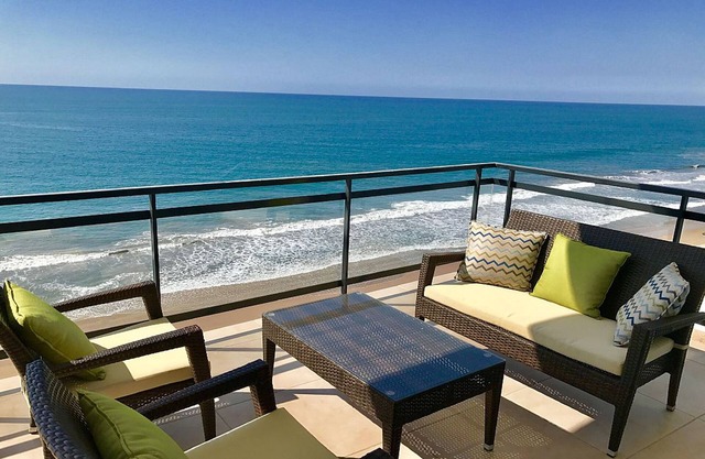 Mazatlán Oceanfront Pearl Tower # 705a
