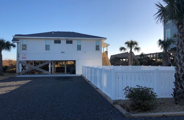 Meant To Be - Oceanfront with Pool!!